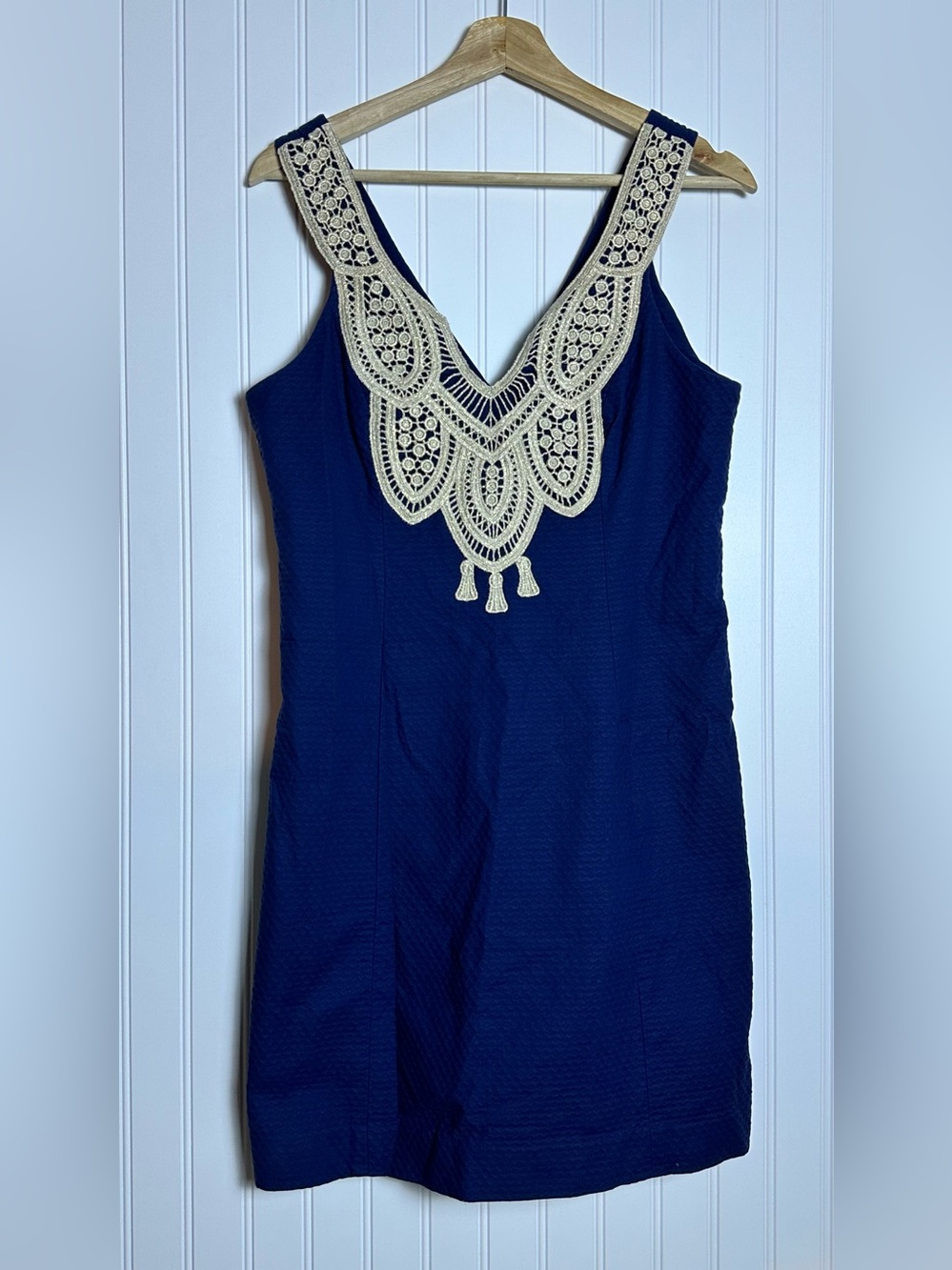 Lilly Pulitzer True Navy/Shimmer Gold Embroidered Neck Largo Shift Dress 6 - Picture 10 of 15